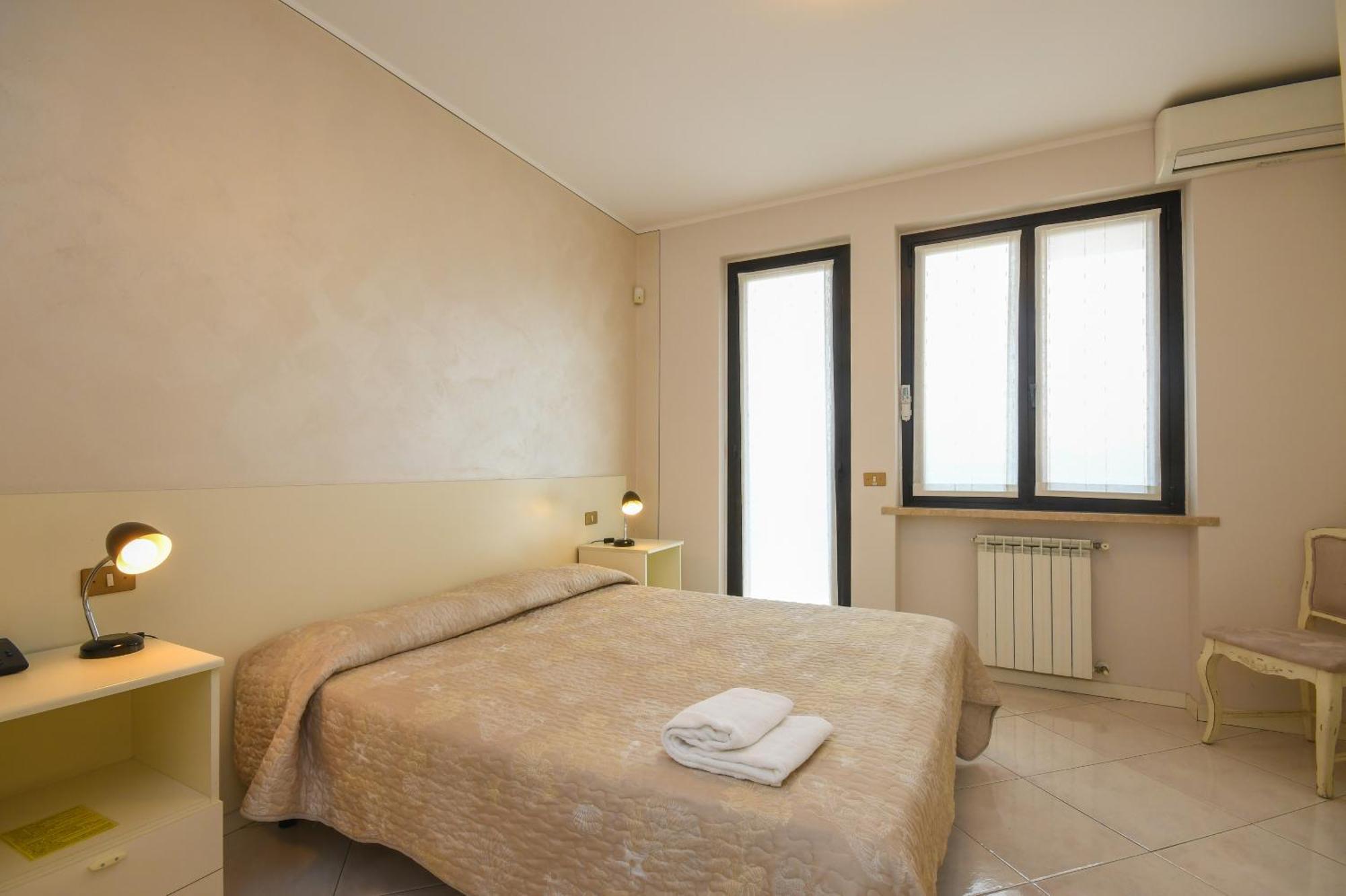 Appartamenti America Sirmione Exterior foto